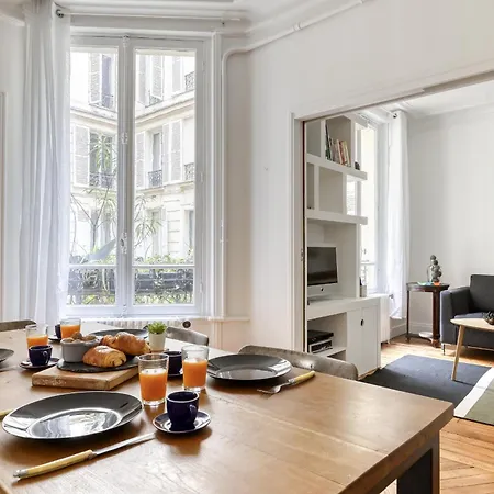 Perfect T2 At The Foot Of The Eiffel Tower-paris 7 公寓 *