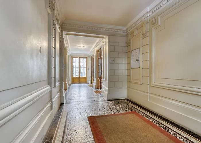 Appartement Perfect T2 At The Foot Of The Eiffel Tower-paris 7 Parijs